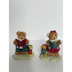'The Bearsley Family Collection' Jeremiah and Penelope Caroling Christmas Bears